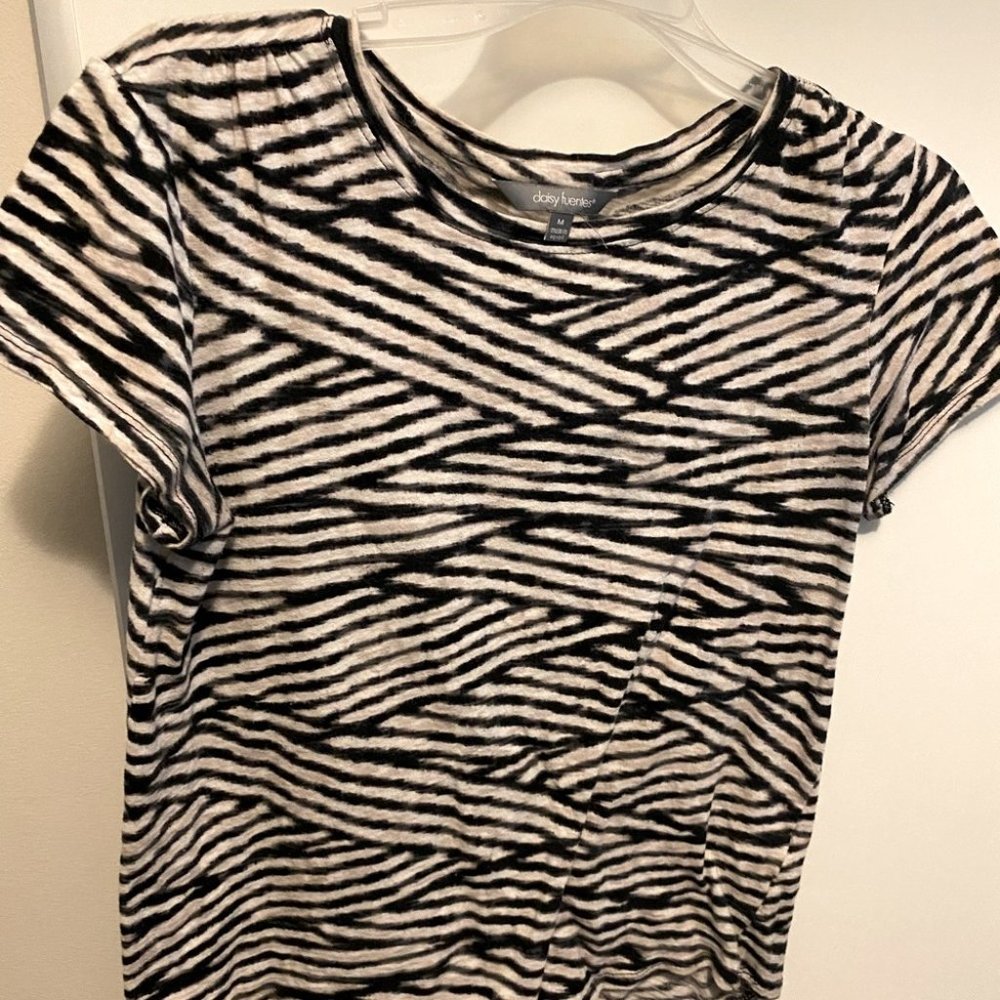Like new Women’s top!